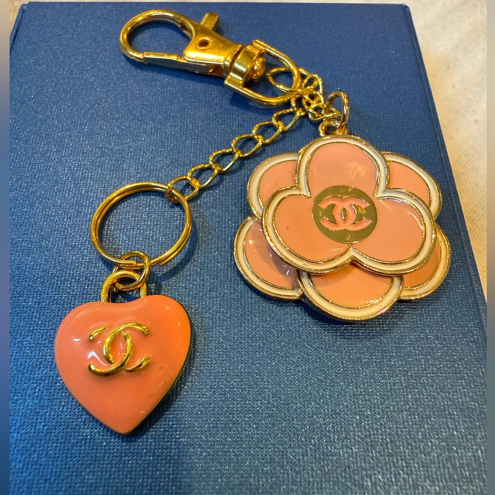Pink and Gold Floral Key Holder